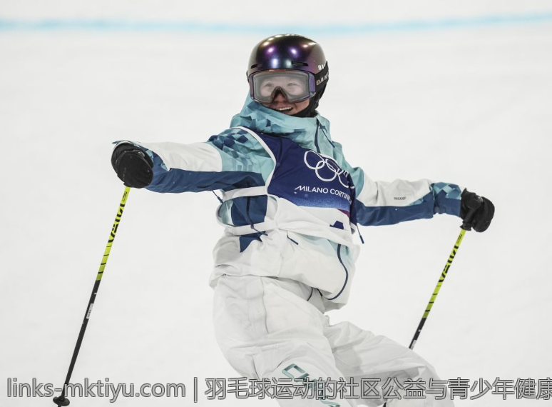 羽毛球运动的社区公益与青少年健康推广